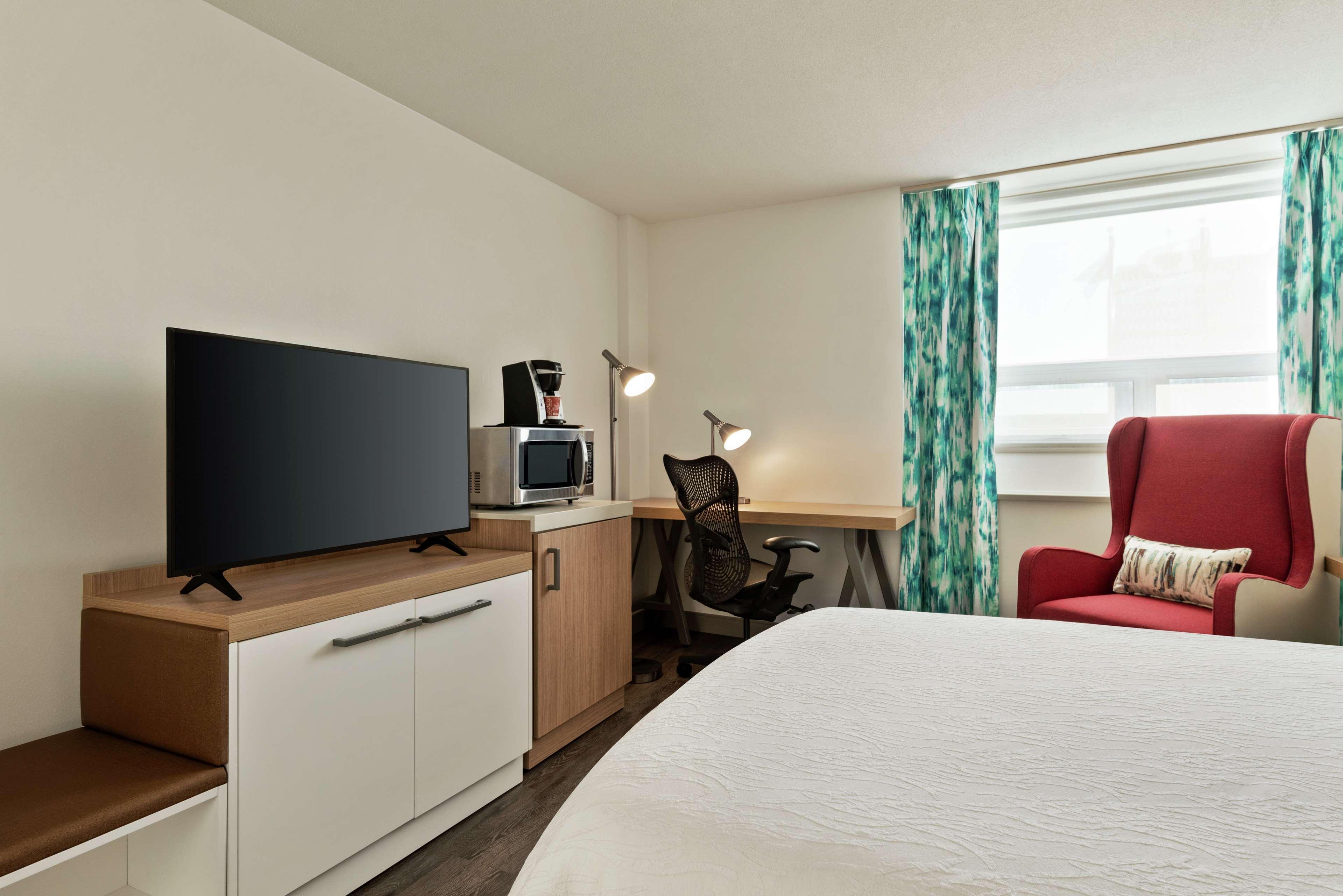 Hilton Garden Downtown 4*